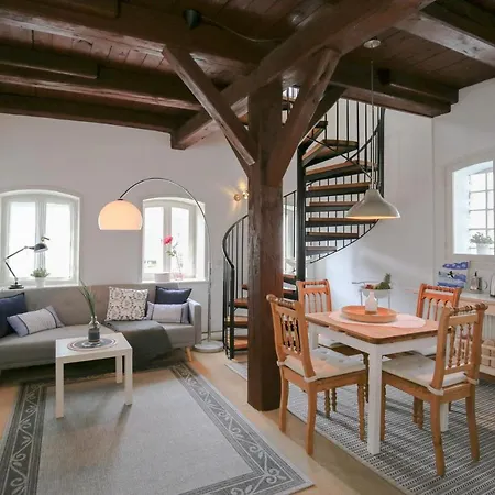 Altes Kontorhaus Steuerbord Apartment *