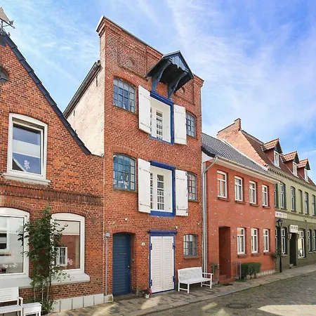 Altes Kontorhaus Steuerbord